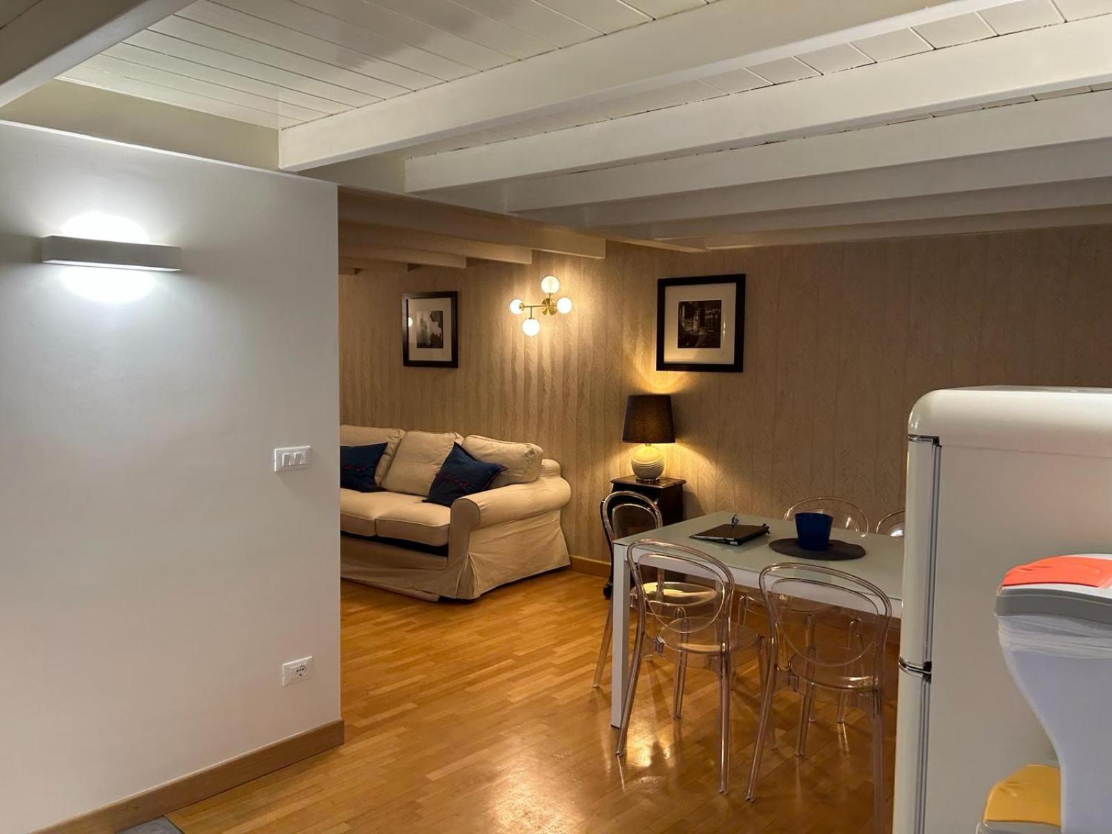 Assunta Domus Gasthuis 2*